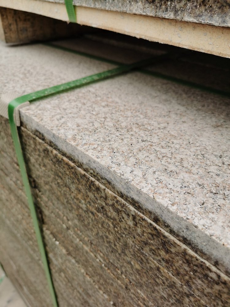 黃銹石火燒面細節(jié)圖 黃銹石火燒面細節(jié)圖