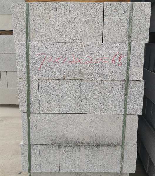 灰麻150X200路緣石2