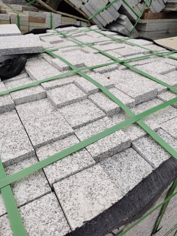 小塊石1 小塊石1