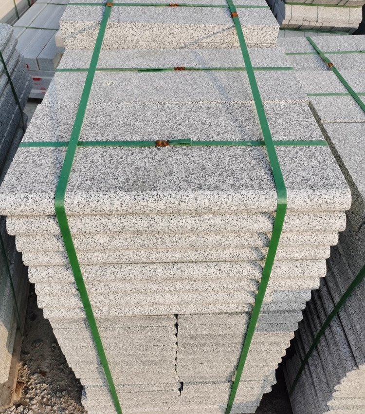 花壇壓頂石堆場(chǎng)圖 花壇壓頂石堆場(chǎng)圖