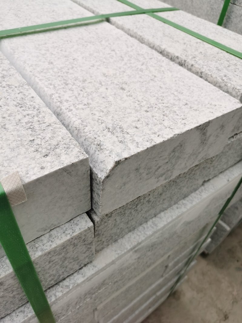 火燒面路沿石圖片 火燒面路沿石圖片